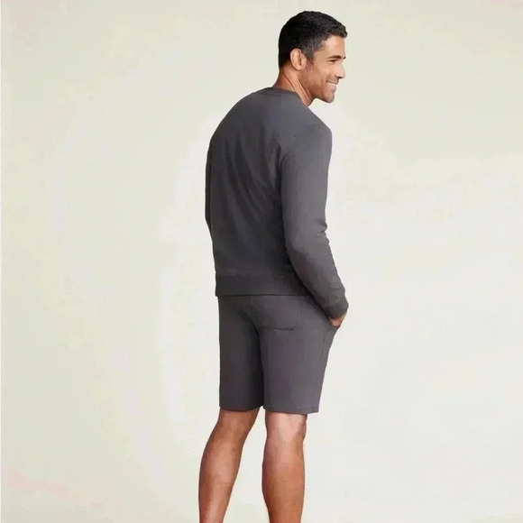 Barefoot Dreams Men's Pima Fleece Crew Neck Sweatshirt - Picture 2 of 4